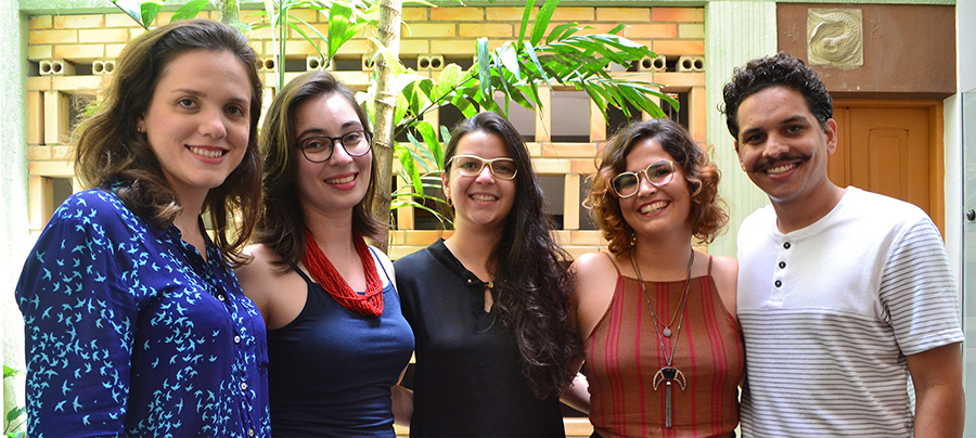 Equipe Ladrilho: Nayana, Naggila, Rebeca, Lia e Leonardo (esquerda para direita). Foto: Ladrilho